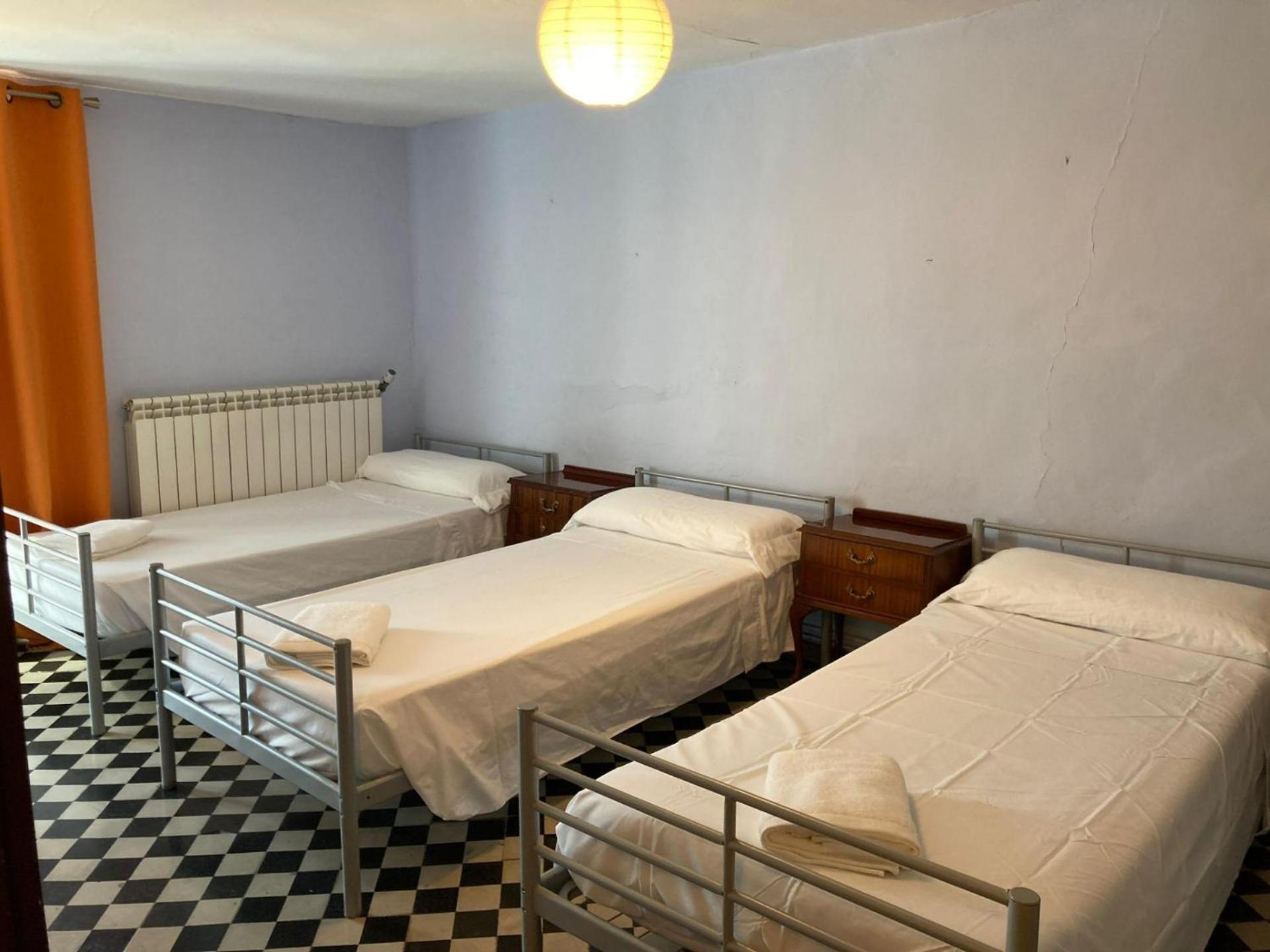 La Casa Magica Hostel Villatuerta Luaran gambar