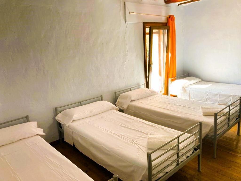 La Casa Magica Hostel Villatuerta Luaran gambar