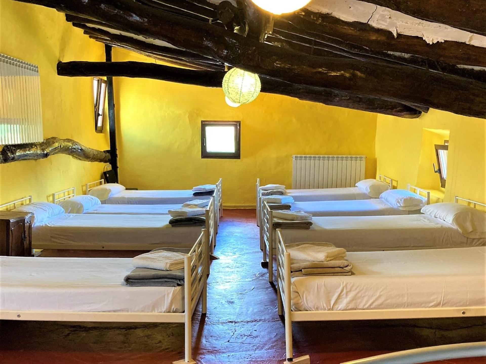 La Casa Magica Hostel Villatuerta Luaran gambar