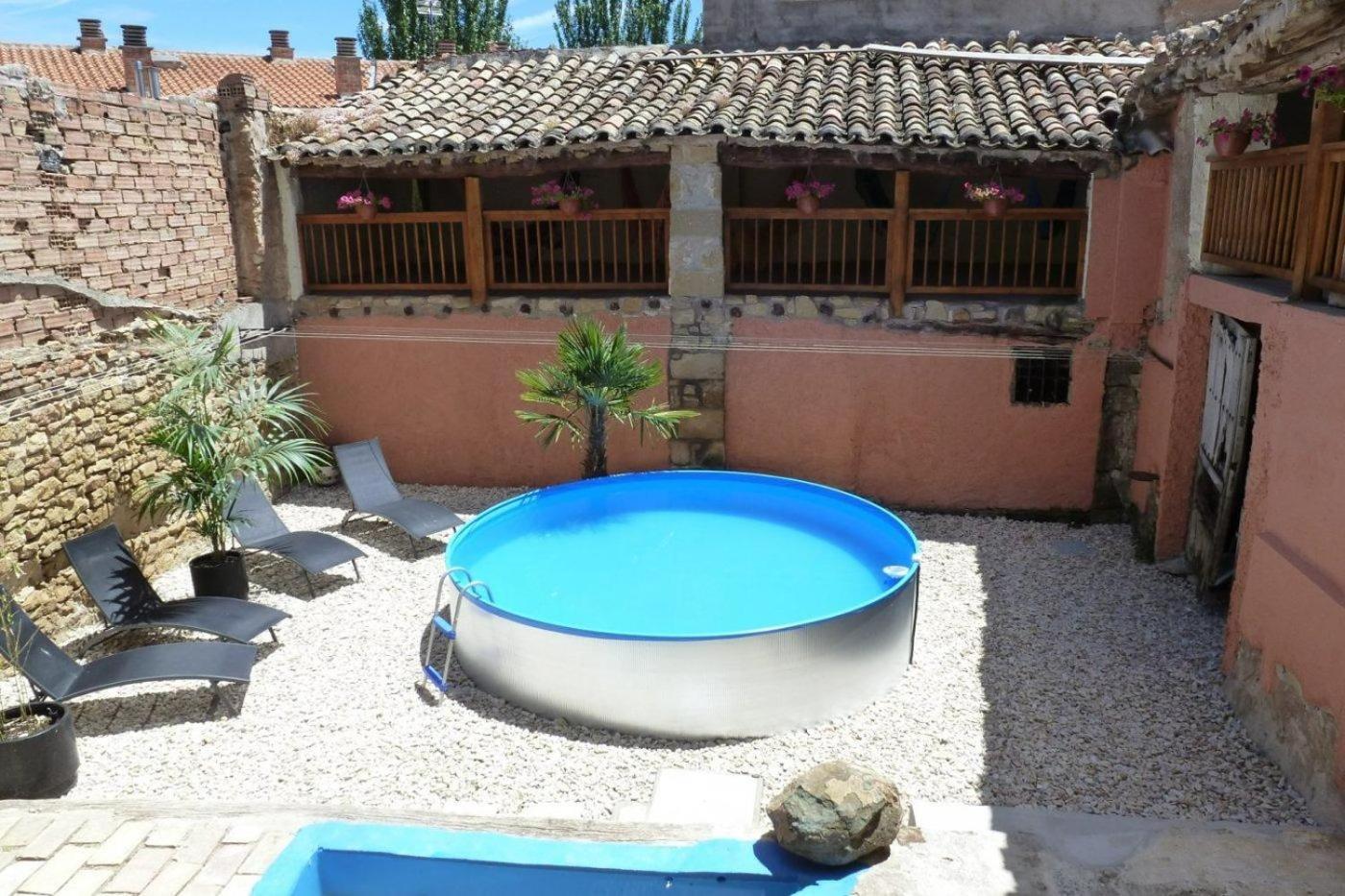 La Casa Magica Hostel Villatuerta Luaran gambar